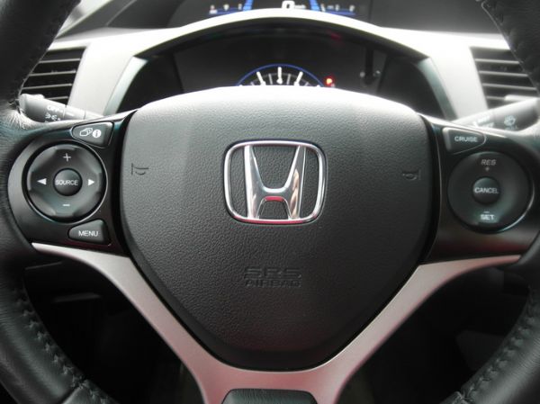 2013年Honda K14 白色 照片4