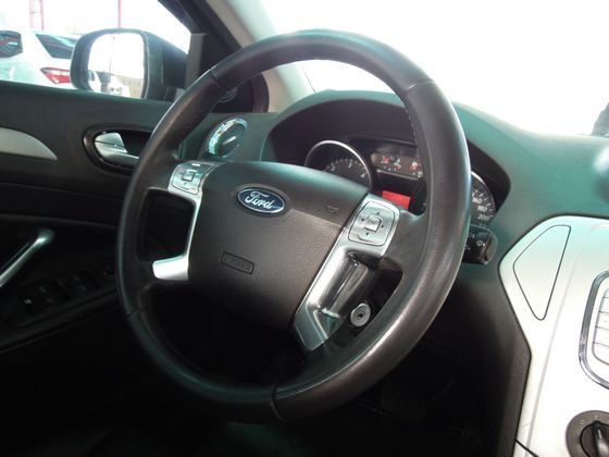 Ford 福特 Mondeo TDCi 照片3