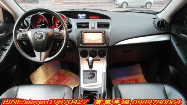 年輕人最愛的帥氣中型房車 MAZDA3 照片7