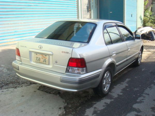 TOYOTA TERCEL 照片2
