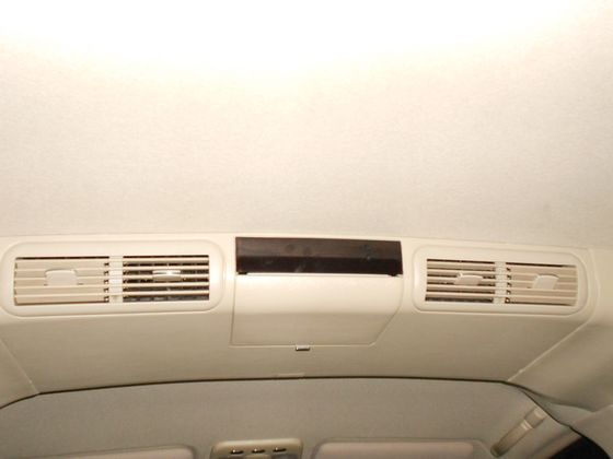 Nissan 日產 Serena QRV 照片6