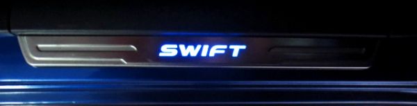 ＊運動風格＊ 亮寶藍 Swift 照片10