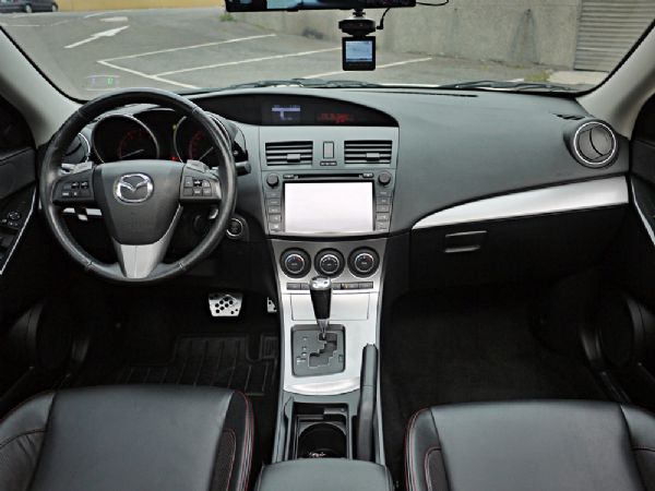 MAZDA 3 2.0S  旗艦運動版 照片9