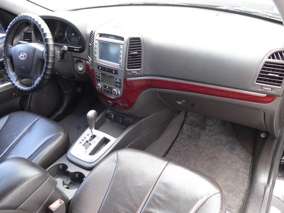 Hyundai 現代 Santa FE  照片6