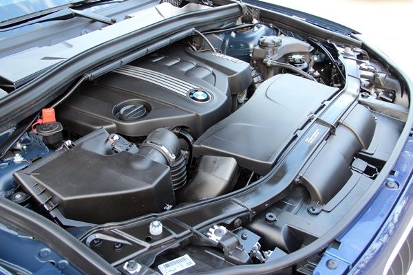  2011年BMW X1 2.0D 照片5