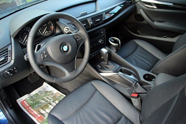  2011年BMW X1 2.0D 照片9