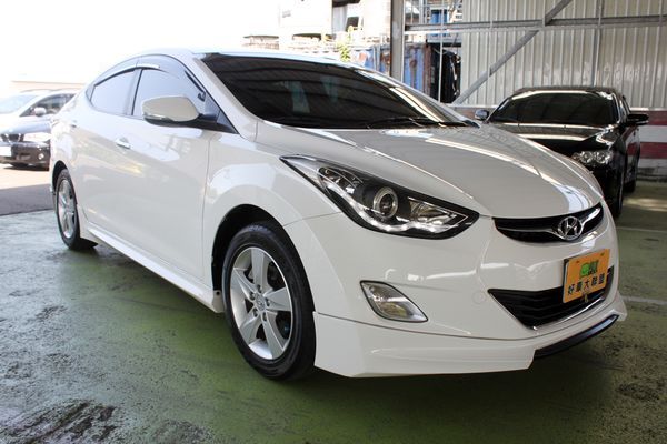 現代 Elantra 1.8 照片2