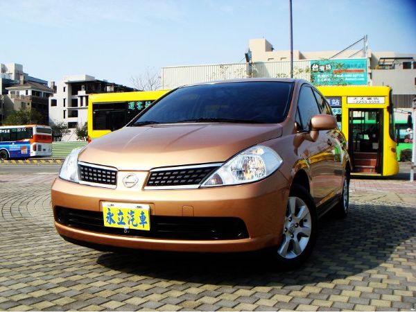 2010 TIIDA 5門 大空間  照片10