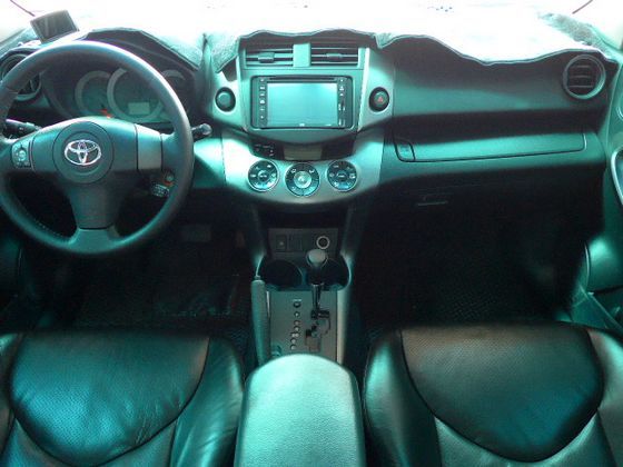 Toyota豐田 RAV4  照片2