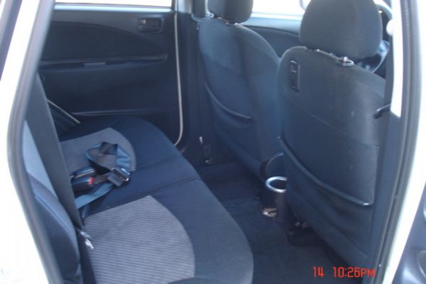 原漆車 只駛3萬多公里 電動尾門  照片3