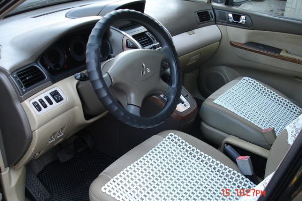 原漆車 頂級7人座 DVD 天窗 恆溫 照片2