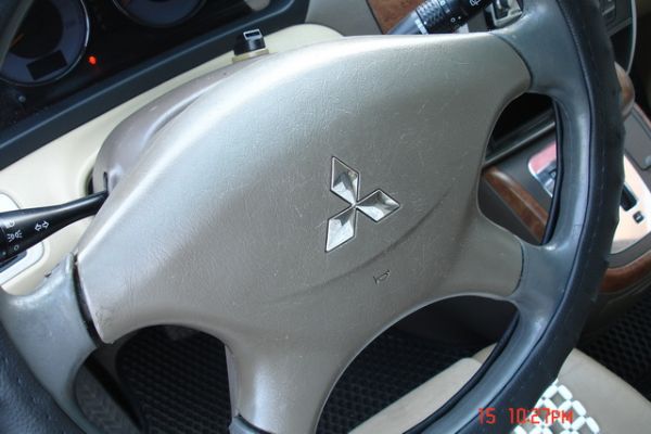 原漆車 頂級7人座 DVD 天窗 恆溫 照片7