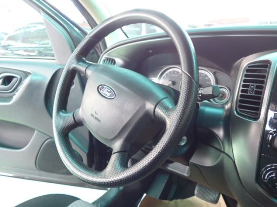 Ford 福特 Escape 照片3