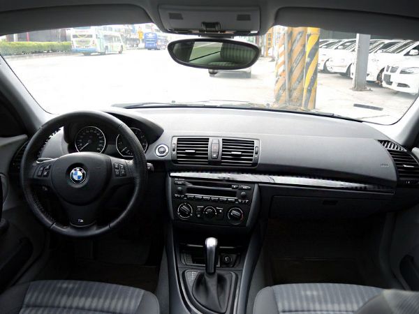 BMW 120I 總代理 緊跑2萬多公里 照片3