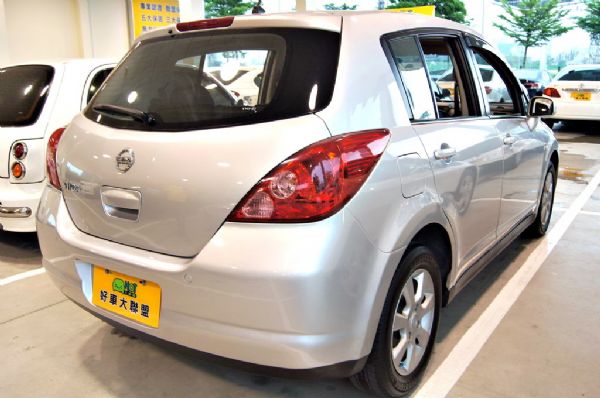 07 TIIDA 5D (可全貸) 照片3