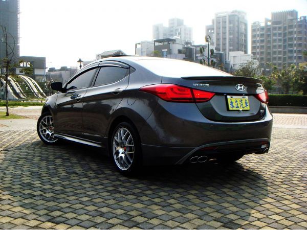 2012 HYUNDAI Elantra 照片9