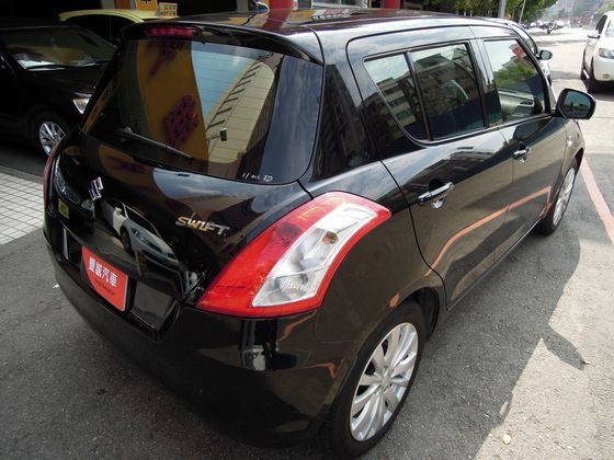 Suzuki 鈴木 Swift  照片10