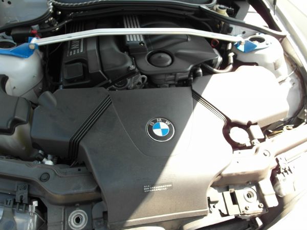 BMW 寶馬 318 Ci 2.0 銀 照片9
