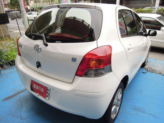 Toyota豐田 Yaris  照片10