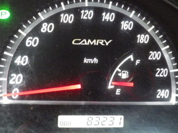 05年豐田熱銷冠軍大型房車CAMRY 照片5
