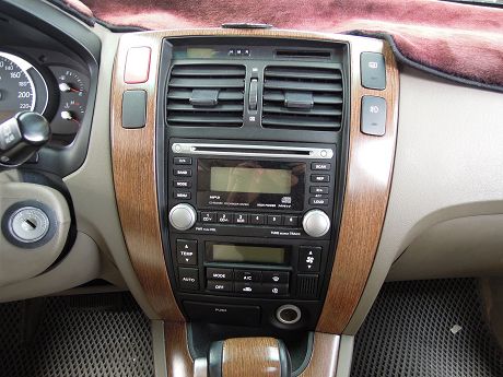 Hyundai 現代 Tucson汽油 照片4