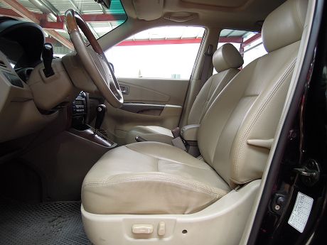 Hyundai 現代 Tucson汽油 照片6
