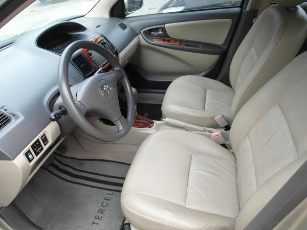豐田Vios 1.5 淺棕  照片3