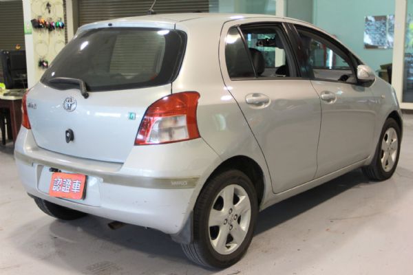 YARIS 1.5 實跑8萬多 可全貸 照片3