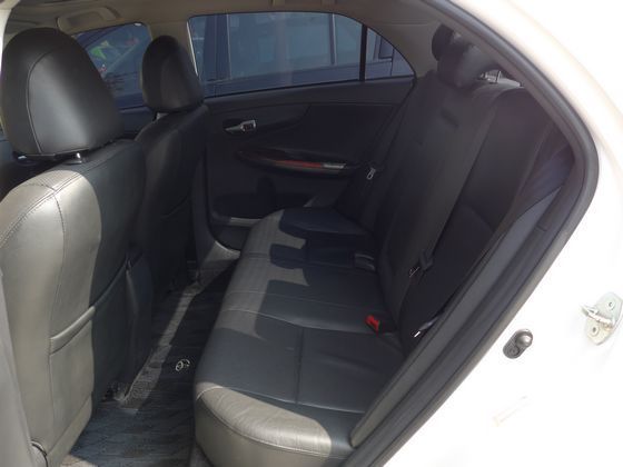 Toyota豐田 Vios  照片4