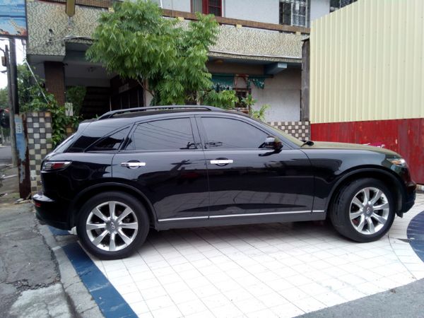 INFINITI  豪華休旅車 FX35 照片4