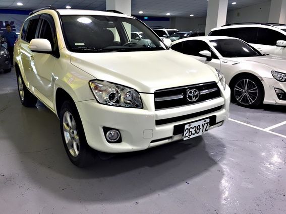 10 RAV4 珍珠白 可全額貸 照片2