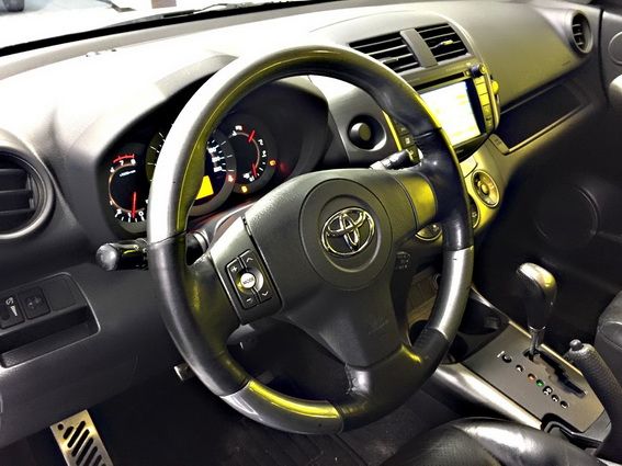 10 RAV4 珍珠白 可全額貸 照片6