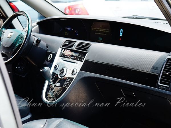 UXGEN - LUXGEN7 MPV  照片3