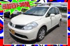 台中市 Tiida 1.8 鐵達 5門 白 恆 NISSAN 日產 / TIIDA中古車