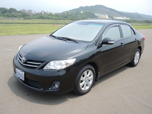 2010年1800cc 黑色Altis  照片3