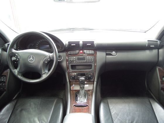 賓士 C-Class C 240 照片2