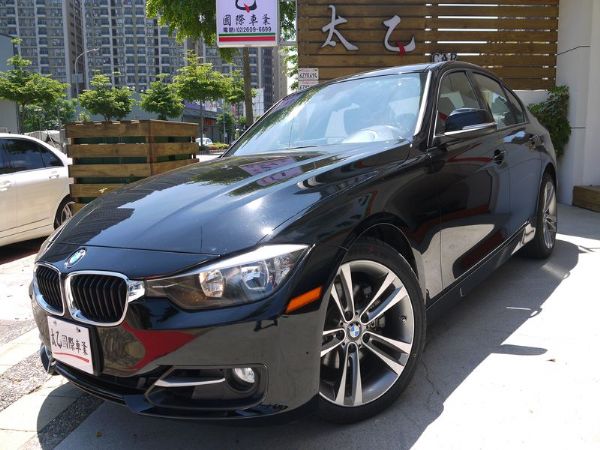 2012年 BMW 328i 照片1