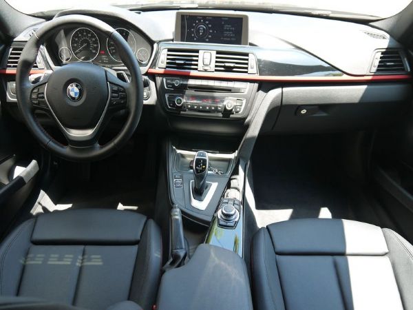 2012年 BMW 328i 照片6