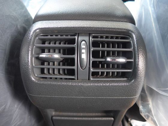 Benz 賓士 C-Class C240 照片7