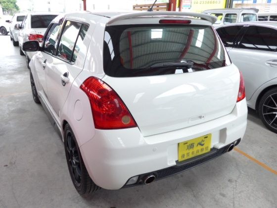 Suzuki 鈴木 Swift  照片10