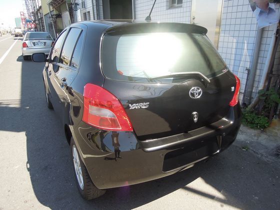 Toyota豐田 Yaris 照片10