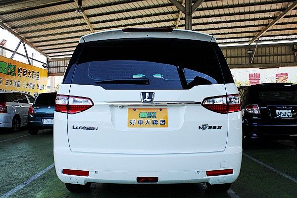 Luxgen 納智捷 7 MPV 2.2 照片7