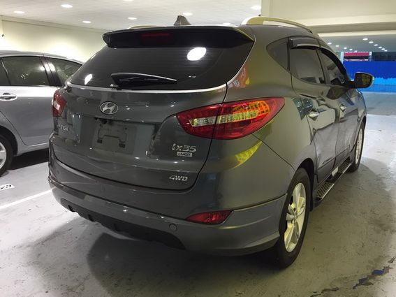 13 IX35 柴油 2.0 可全貸 照片4