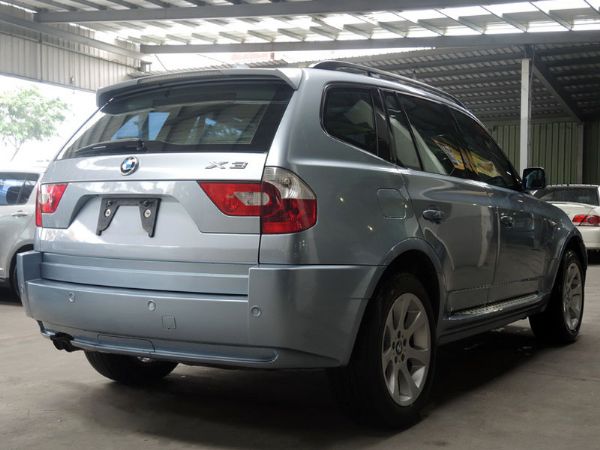 BMW X3 3.0I Sport版 照片2