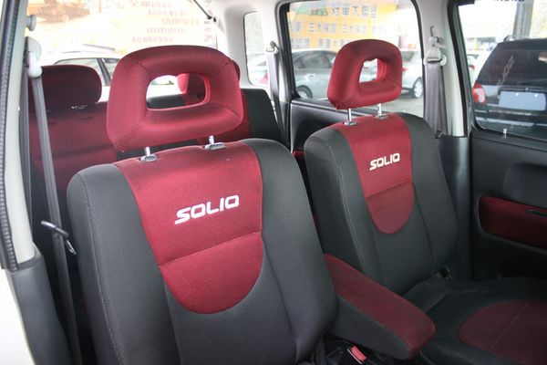 轎車版 SOLIO 免頭款 尊翔汽車 照片5