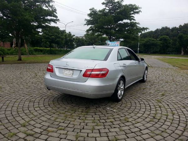 賓士 2011年 W212 E200 照片4