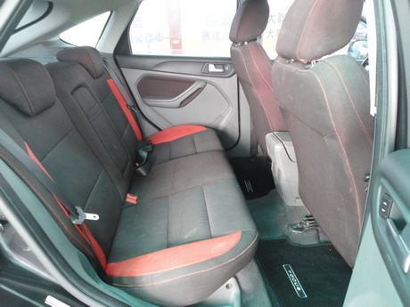 Ford 福特 Focus 柴油 照片8