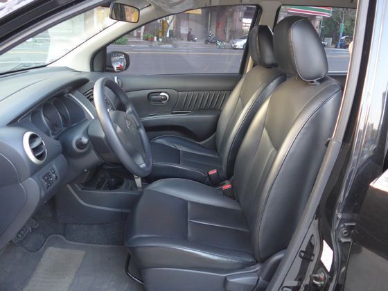 Nissan 日產  Livina 照片3
