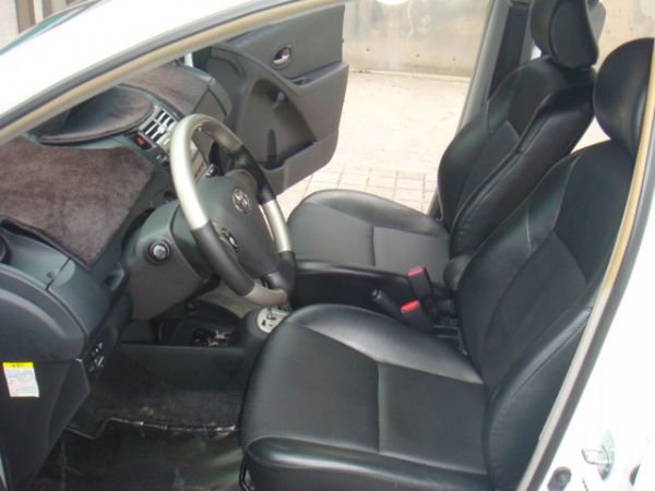 TOYOTA YARIS 照片7