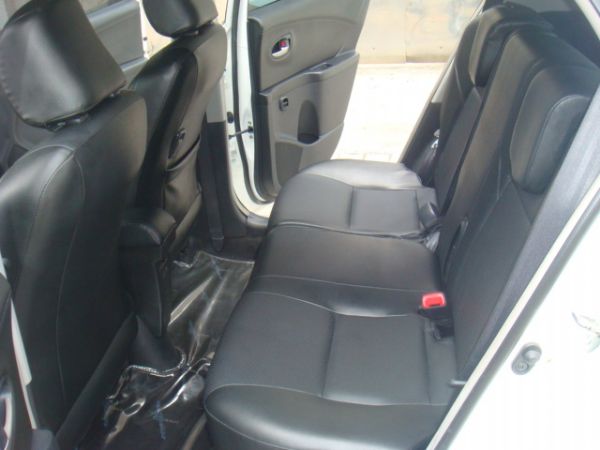 TOYOTA YARIS 照片8